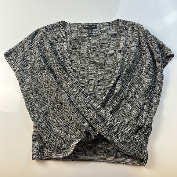Eileen Fisher Tops - Eileeen Fisher Gray Cropped Top Y14-16